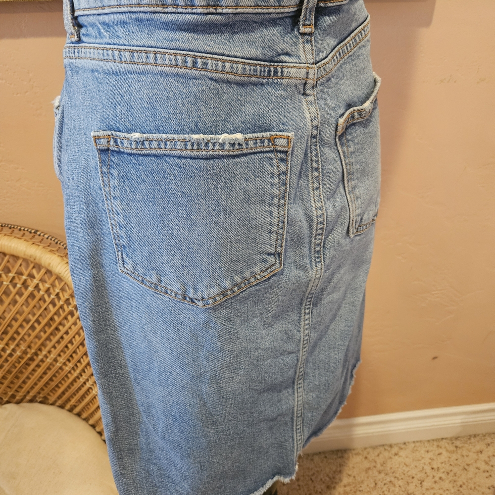 Anthropologie "Pilcro And The Letterpress" Blue Distressed Denim Mini Skirt - Picture 8 of 10